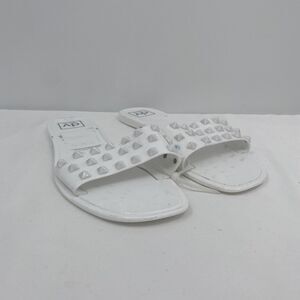 DV Dolce Vita Womens Studded Water Resistant Slip-On Skylar Flip-Flop White 10 M